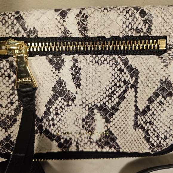 $168 genuine leather Sorrento mini crossbody vanilla snake Aimee kestenberg - Picture 15 of 16